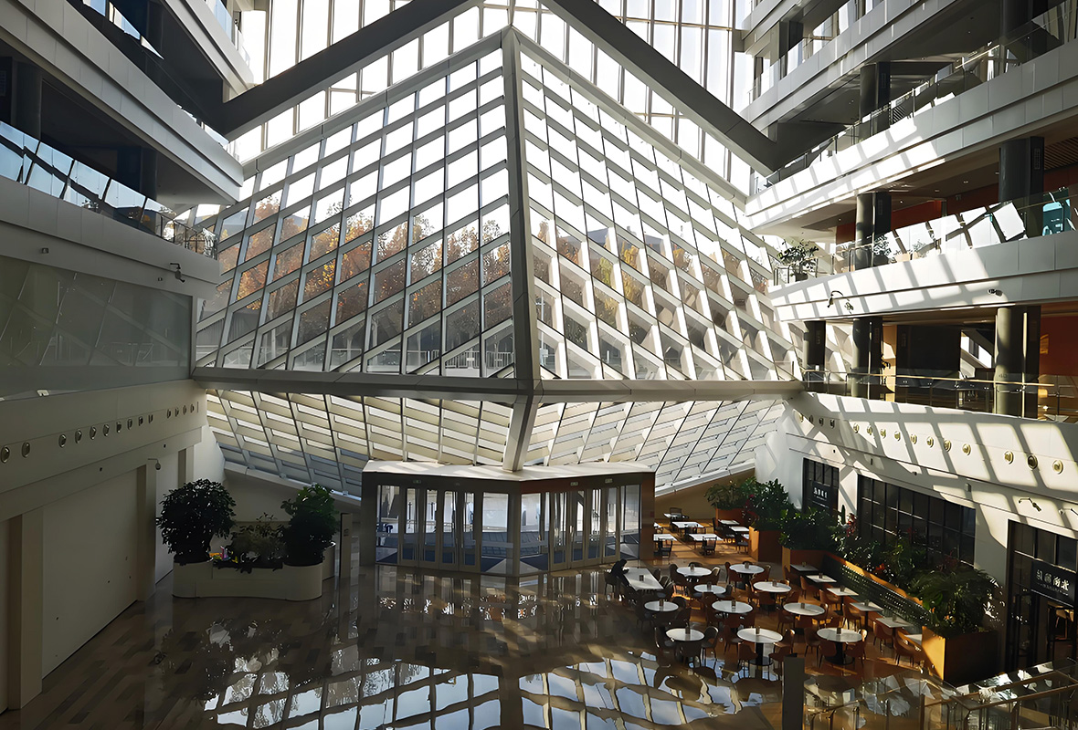 Exterior wall insulation film demonstration in a high-class shopping mall in Australia